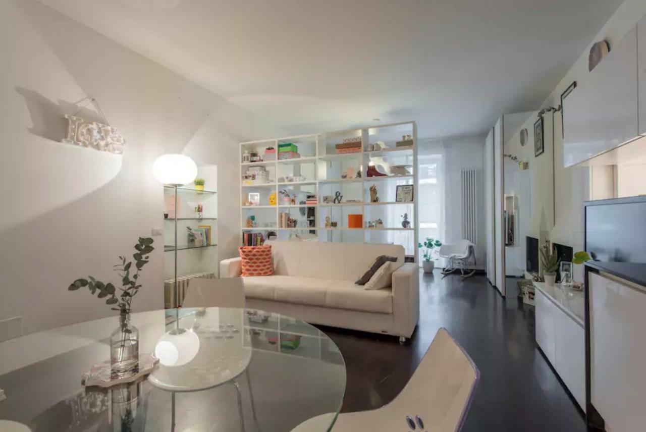 Lovely Apartment In The Heart Of Милан Экстерьер фото